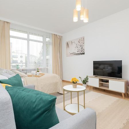Bright Apartment Warsaw Srodmiescie By Noclegi Renters Dış mekan fotoğraf